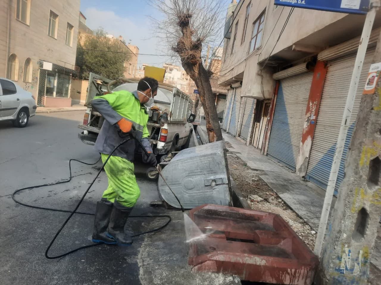 شستشوی جداول ، مخازن و المانهای شهری